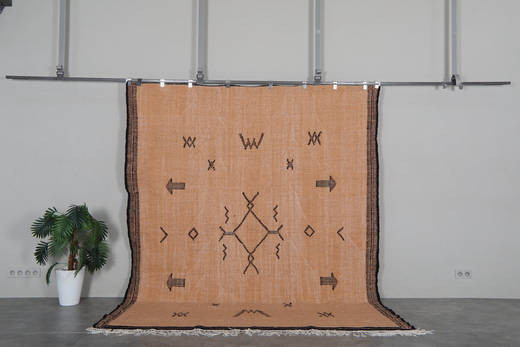 Tan Moroccan kilim rug 7.8x9.6 ft - Handmade Berber flatweave carpet with tribal motifs - Vintage wool area rug