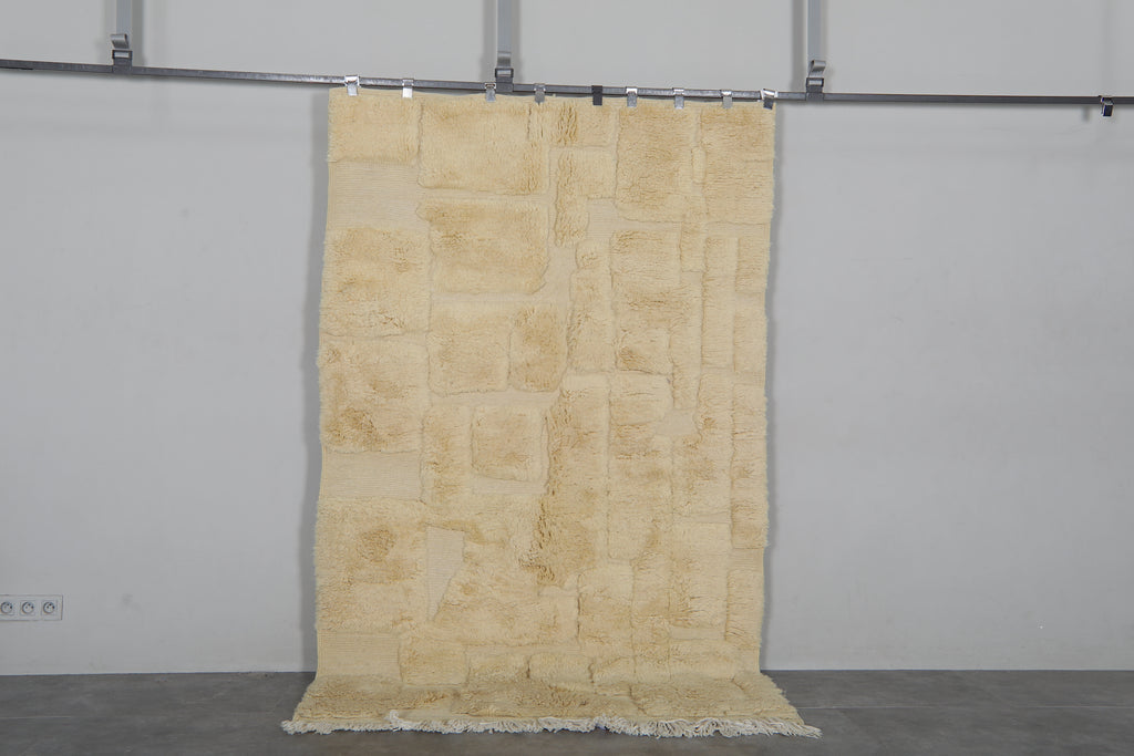 Ivory Moroccan Rug 5.1 x 8.4 feet – Abstract Geometric Wool Shag Rug