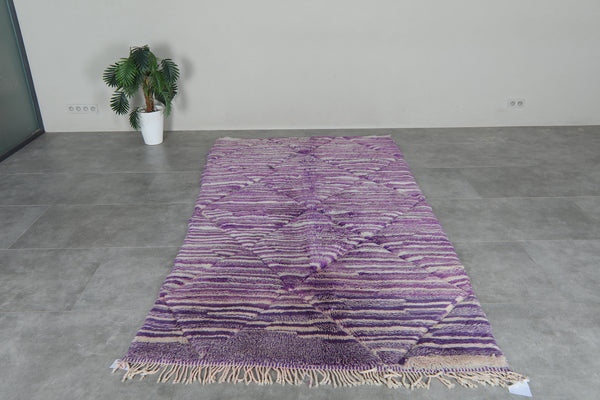 Purple and Ivory Moroccan Rug 5.1 x 9.8 feet – Abstract Striped Wool Shag Rug