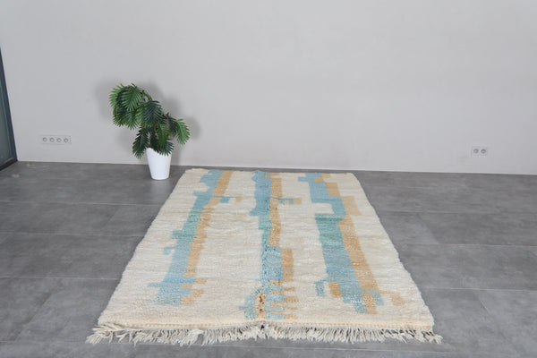 Ivory, Sky Blue and Beige Moroccan Rug 5.5 x 8.3 feet – Abstract Wool Shag Rug