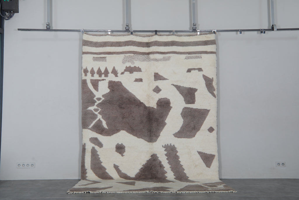 Ivory and Taupe Moroccan Rug 7.3 x 10.2 feet – Abstract Tribal Wool Shag Rug