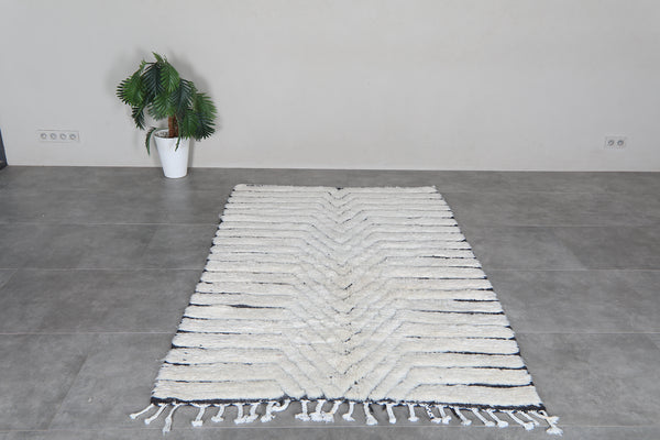 Handmade Moroccan Rug 4.7 x 7.6 Feet - Handmade Berber Rug - Moroccan Wool Rug