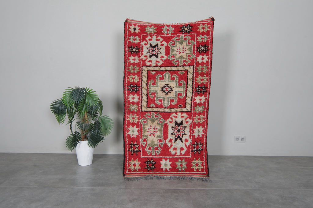 Vintage Moroccan red geometric wool rug - 3.1 FT X 5.7 FT