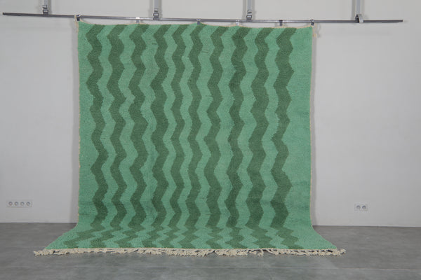 Custom green zigzag wool rug - Handwoven modern Moroccan style