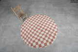 Pink Checkered Rug – Handmade Round Rug for Chic Interiors