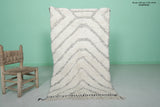 Handmade Moroccan Rug - Neutral Chevron Pattern | 3 x 4.9 ft