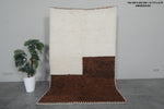 Handmade Moroccan Wool Rug 4.7 x 8 ft - Minimalist Brown & Cream Design