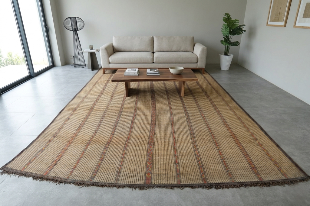 Tuareg mat 9.2 ft x 15.7 ft