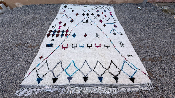 Handmade azilal rug – Colorful berber symbols on cream wool - 7.9 ft X 11.5 ft