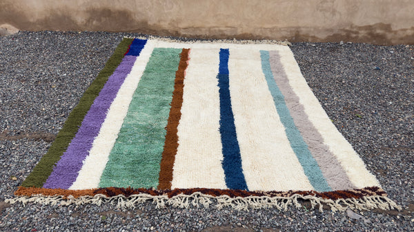 Ivory Moroccan wool rug with soft multicolor vertical stripes - 7.9 FT X 10 FT
