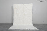 5 x 8 FT Moroccan Rug – Ivory with Subtle Diamond Pattern