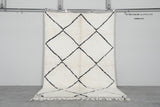 Handmade Beni Ourain Moroccan Rug 5.1 x 7.7 Feet - Cream with Black Diamond Pattern