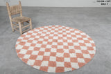 Round Peach and White Checkered Moroccan Wool Rug - 5 ft