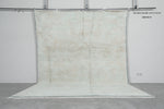 Minimalist Berber Rug 8 x 10.2 ft - Soft Neutral Tones