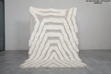 Handcrafted Moroccan Wool Rug - 5 X 6.9 Ft, Cream and Gray Abstract Pattern