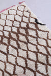 Vintage handmade moroccan berber rug 2.9 FT X 5.2 FT