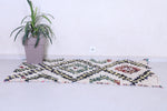 Vintage handmade moroccan berber rug 2.7 FT X 5.7 FT