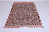 Moroccan Rug  4.1 FT X 6.8 FT