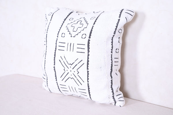 Moroccan handmade kilim pillow 16.9 INCHES X 16.9 INCHES