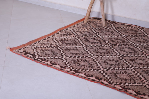 Moroccan Rug  4.1 FT X 6.8 FT