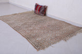 Vintage handmade moroccan berber rug 3.7 FT X 6.2 FT