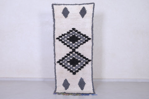 Vintage handmade moroccan berber rug 2.6 FT X 6.5 FT