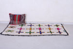 Vintage handmade moroccan berber rug 2.8 FT X 5.5 FT