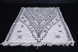 Handmade beniourain berber rug 4.9 FT X 6 FT