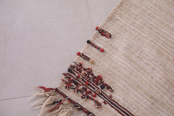 Handwoven kilim 3.9 FT x 11.4 FT – Moroccan wool rug with geometric patterns