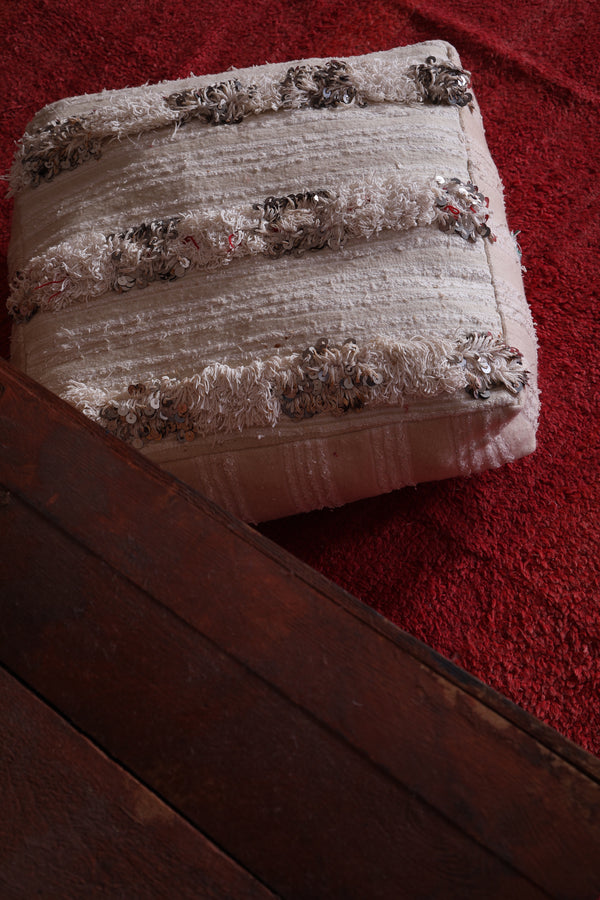 Moroccan berber handmade pouf ottoman – Traditional artisan woven design