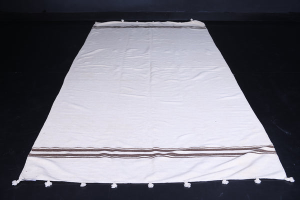 Handwoven berber moroccan rug - 5.8 FT X 11.1 FT
