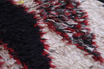 Vintage handmade moroccan berber rug 2.5 FT X 5.3 FT
