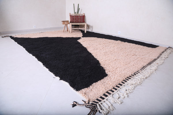 Custom black & beige Moroccan rug – Handwoven berber wool carpet