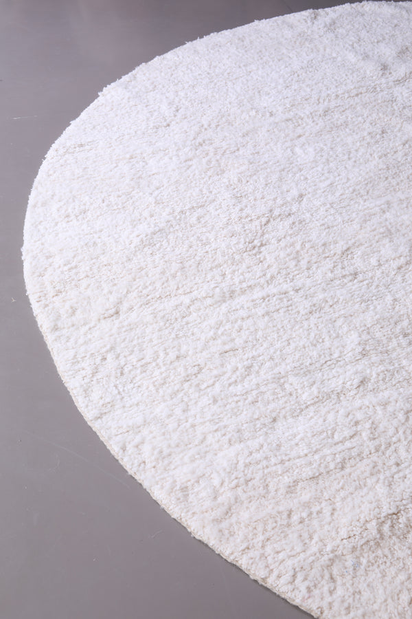 Handmade round custom rug – Moroccan solid white carpet