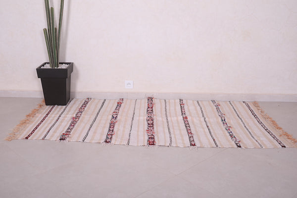 Beautiful Flat-Woven Moroccan Berber Rug – 3.5 FT x 6.7 FT | Handcrafted Elegance