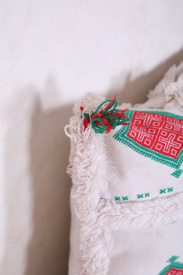 Moroccan pillow white 14.9 INCHES X 17.3 INCHES