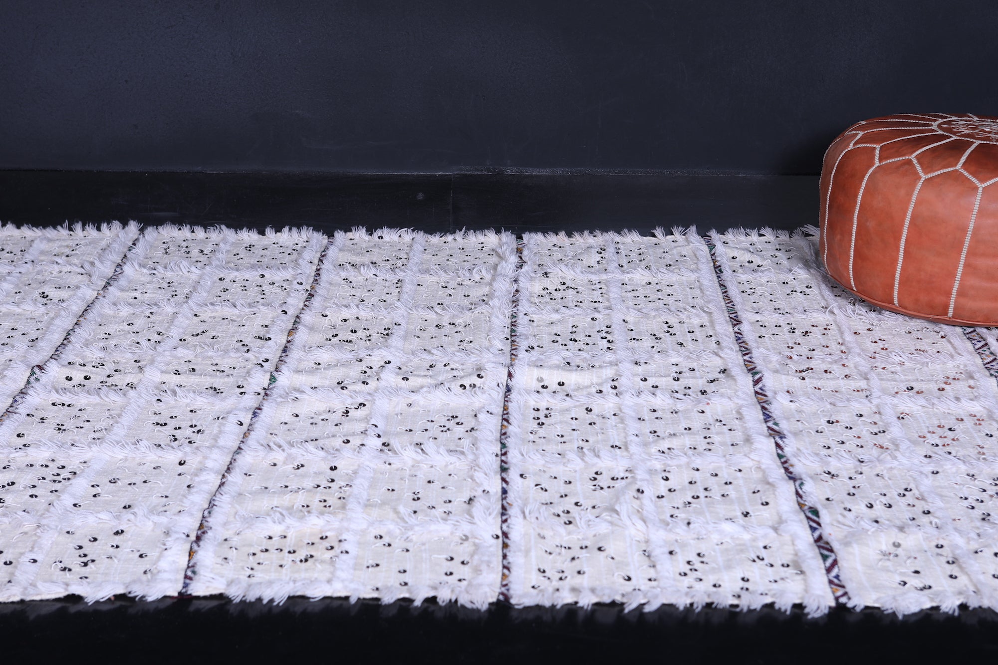 Moroccan handira 5.5 FT x 8.1 FT | Handwoven wedding blanket – Beni ...