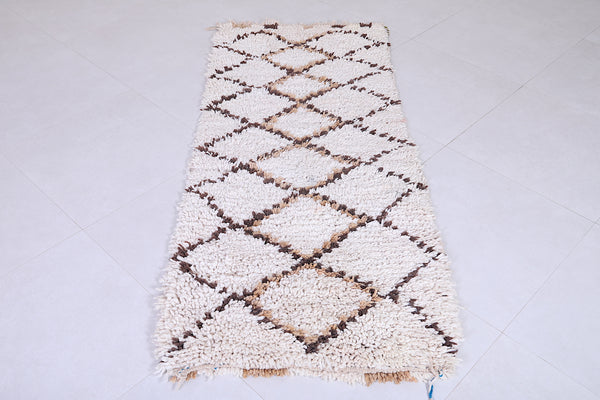 Moroccan runner rug – 2.7 x 6.3 FT | Handwoven with diamond pattern