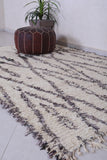 Vintage handmade moroccan berber rug 5.4 FT X 7.6 FT