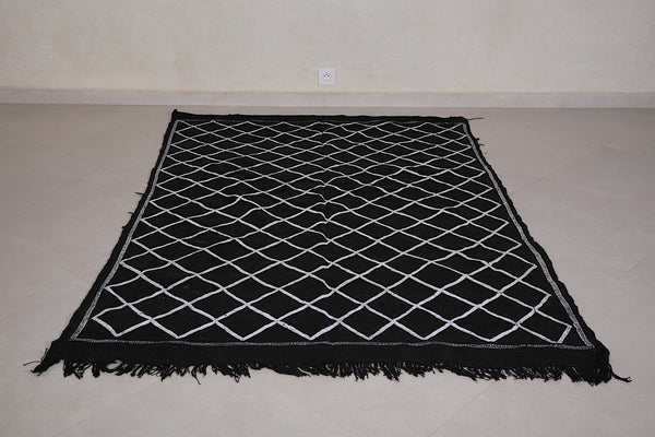 Moroccan Handwoven Rug – 4.5 FT x 7.2 FT | Traditional Berber Design