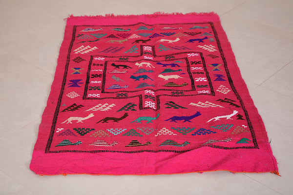 Pink Flatwoven Berber Moroccan Rug – 3 FT x 4.7 FT | Handmade Wool Carpet