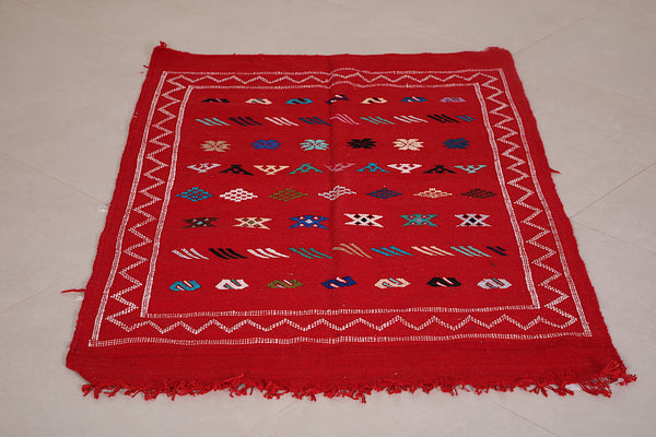 Handwoven berber kilim rug – Vibrant red Moroccan carpet 3.1 FT X 4.6 FT