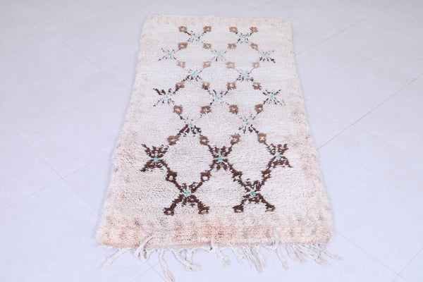 Vintage handmade berber rug – 2.7 x 5.9 FT | Moroccan diamond pattern