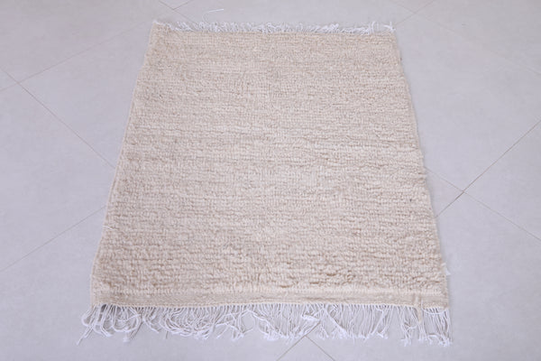 Beige small handmade moroccan berber rug  2.6 FT X 3.4 FT