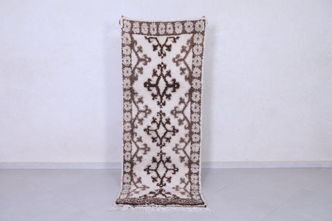 Moroccan rug 2.6 FT X 6.9 FT