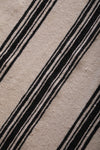 Handwoven berber moroccan rug - 6 FT X 9.5 FT