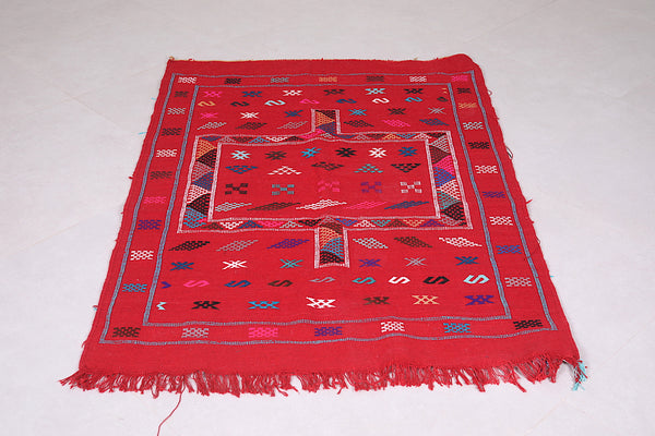 Red Kilim Rug – 3.4 FT x 4.8 FT | Handwoven Moroccan Carpet