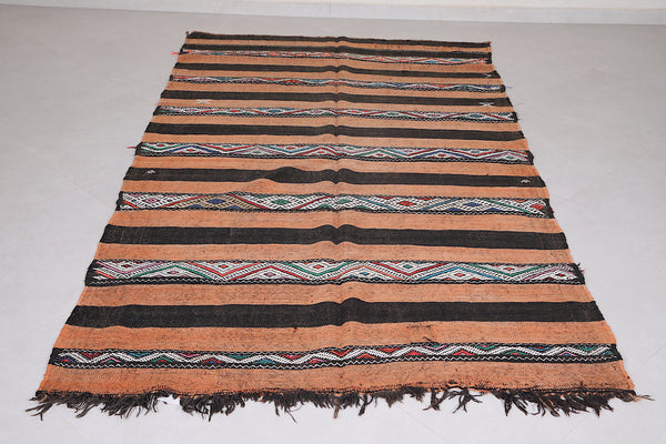 Vintage Berber Kilim Handwoven Moroccan Rug 5 x 8.6 FT – Timeless Geometric Design
