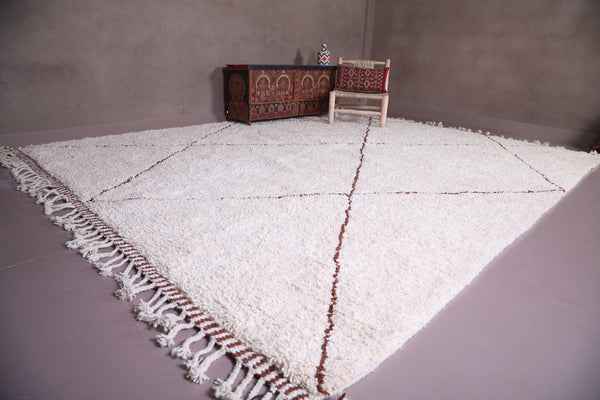Custom white Moroccan rug – Brown striped diamond pattern