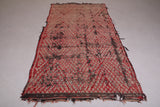 Old berber handmade moroccan rug - 4.8 FT X 9.6 FT